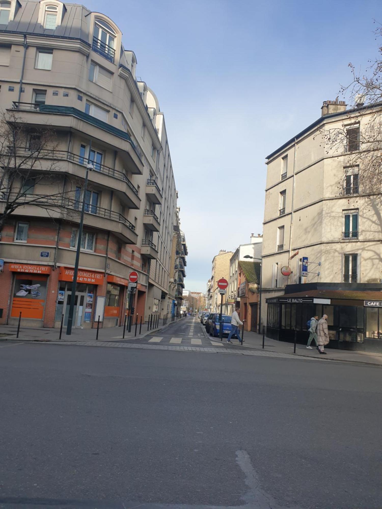 Amazing A Stone's Throw From The Of Lights - Paris Appartement Clichy