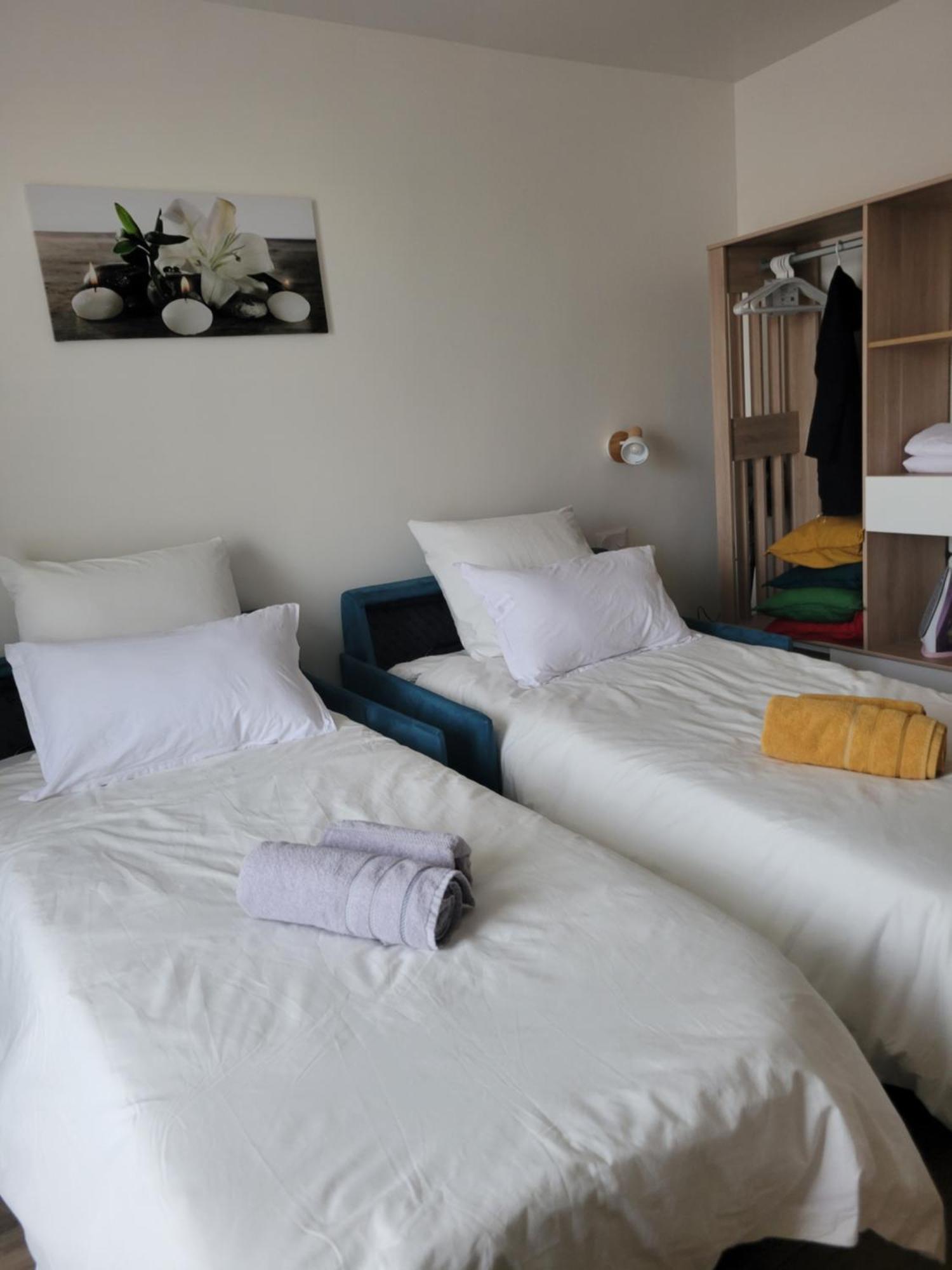 Amazing A Stone's Throw From The Of Lights - Paris Appartement *