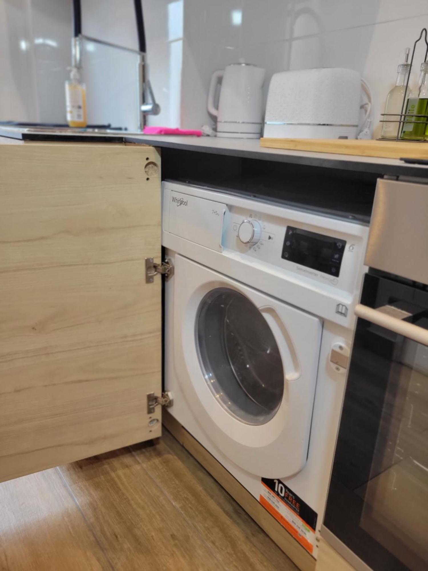 Amazing A Stone's Throw From The Of Lights - Paris Appartement Clichy